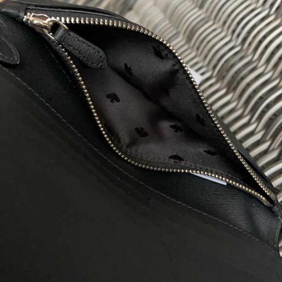 Kate Spade Darcy Clutch wallet wristlet graphic multi - Picture 8 of 16